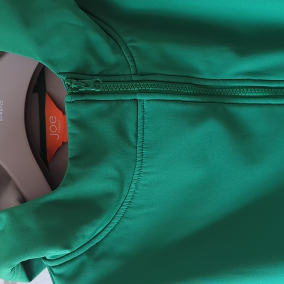 Green Spring Coat - Picture 2 of 5